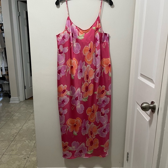 VTG NATORI SLIP DRESS IN A FLORAL PRINT - Picture 6 of 10